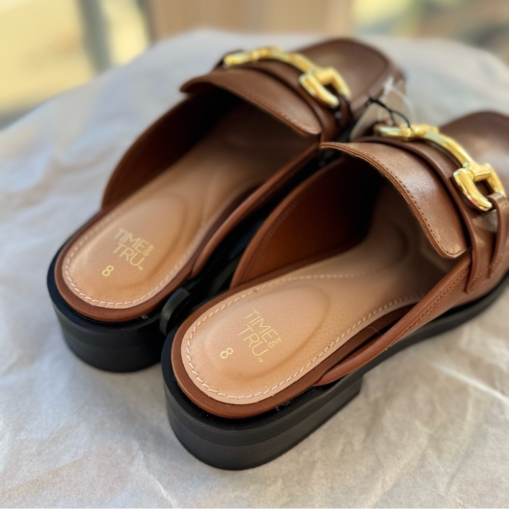 Time & Tru Women's Brown Loafer Mules Size 8 Memory Foam Slip On Gold Hardware - Picture 4 of 14